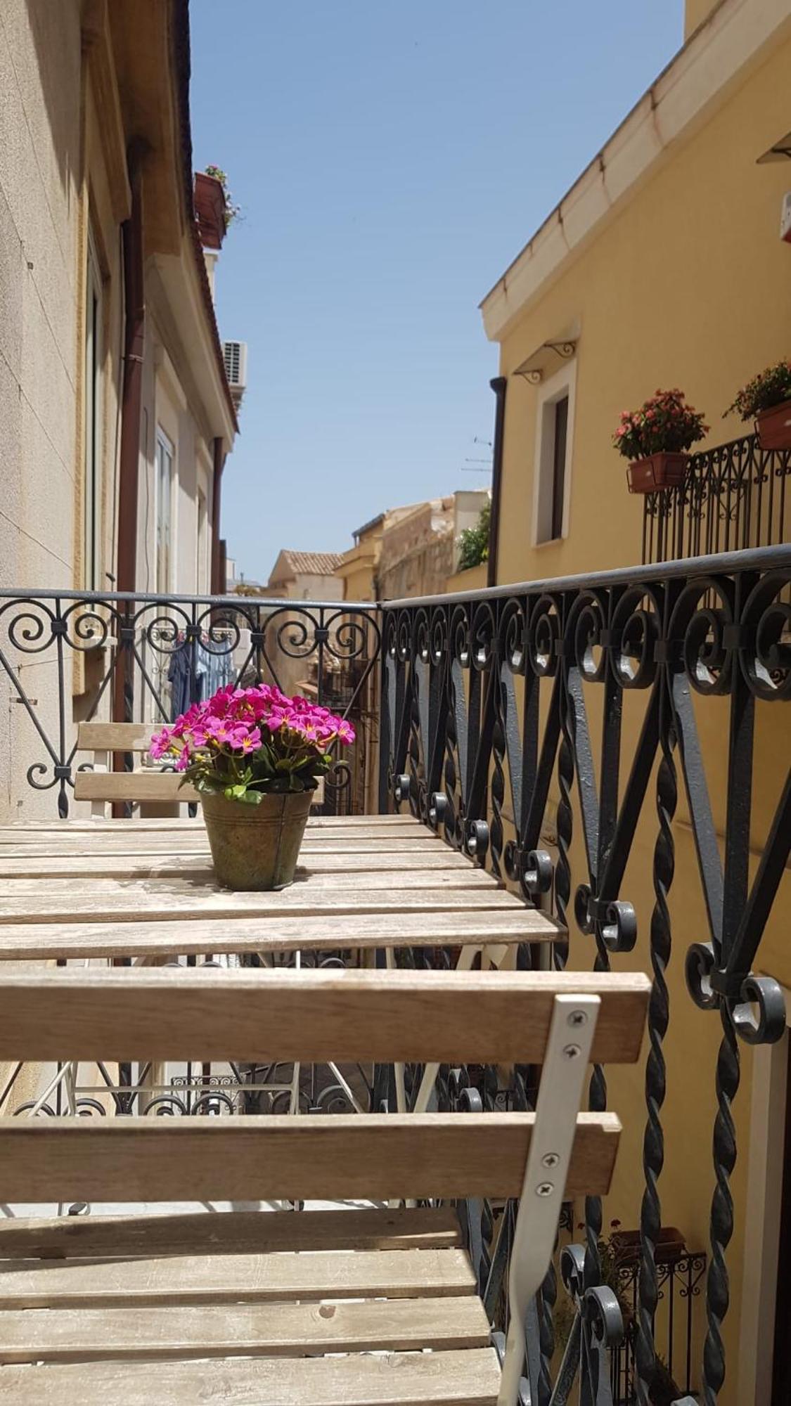 Luxury Apartament'S Celso Palermo Bagian luar foto